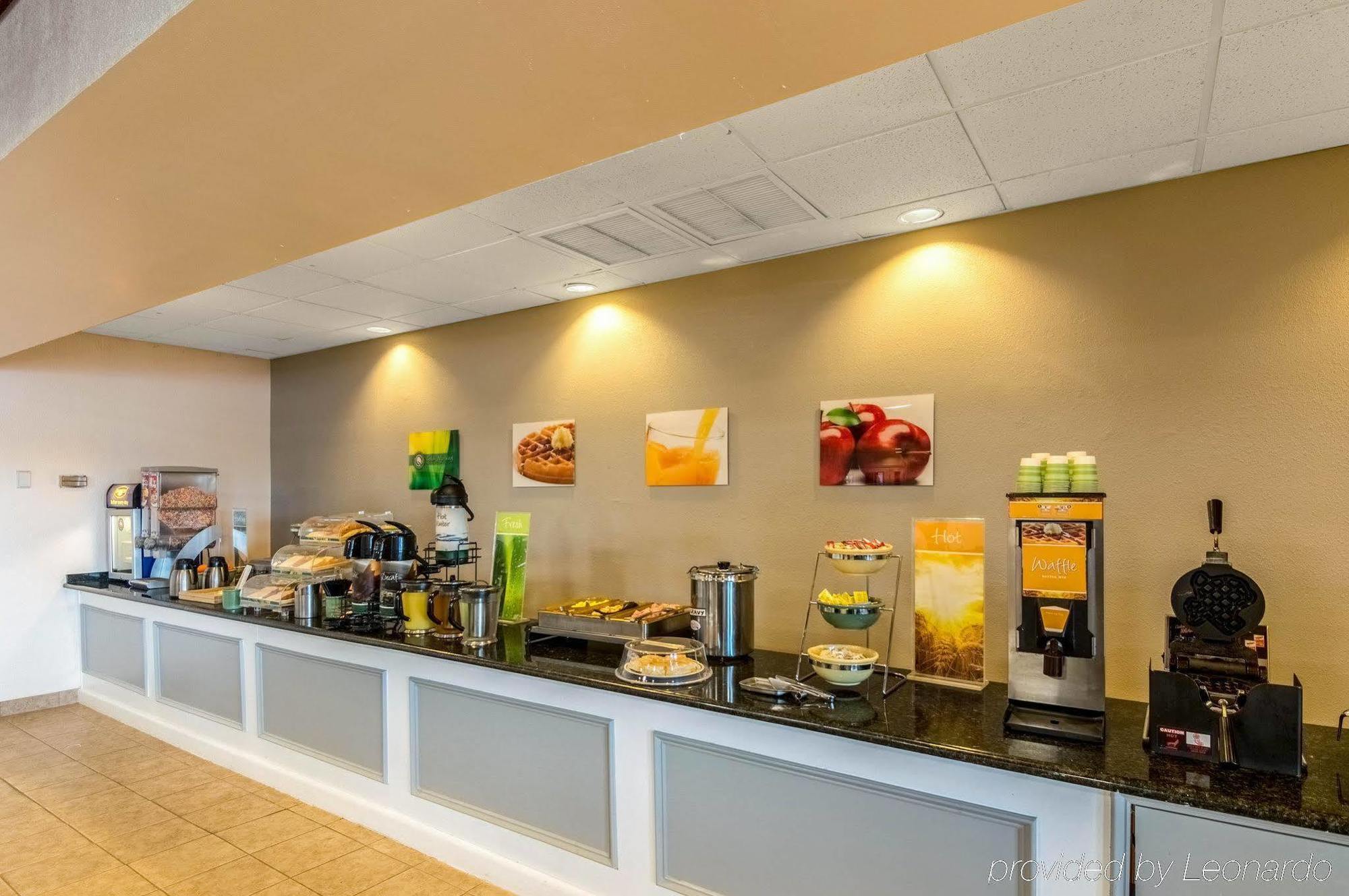 Texas Inn & Suites เดนตัน ภายนอก รูปภาพ