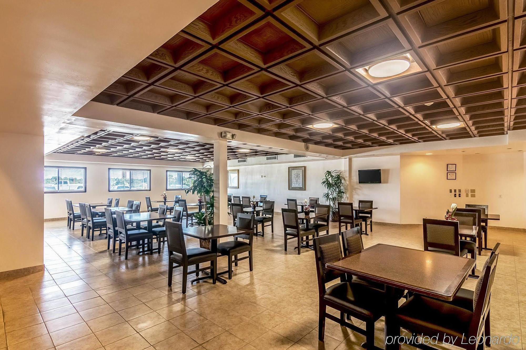 Texas Inn & Suites เดนตัน ภายนอก รูปภาพ