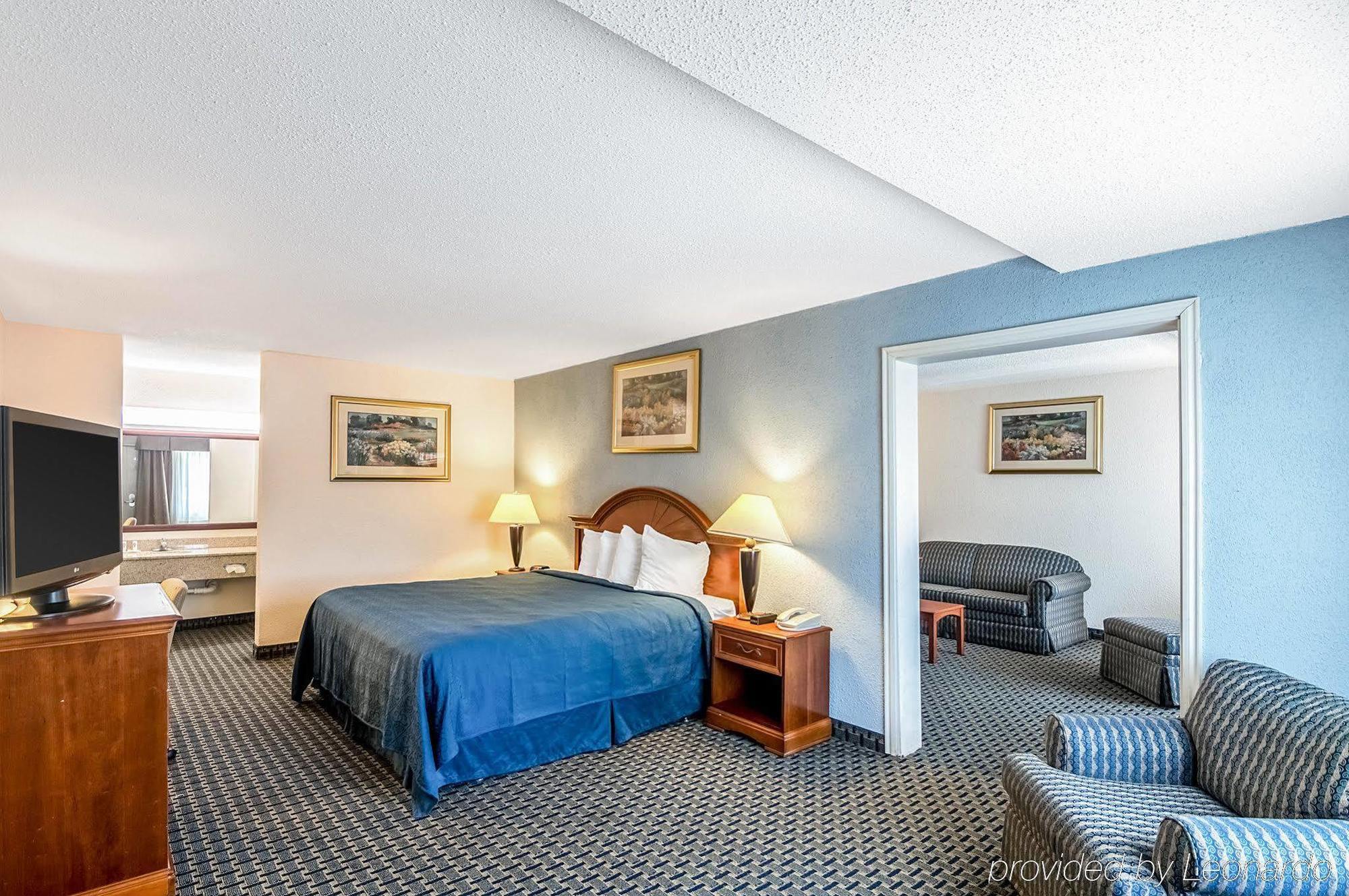 Texas Inn & Suites เดนตัน ภายนอก รูปภาพ